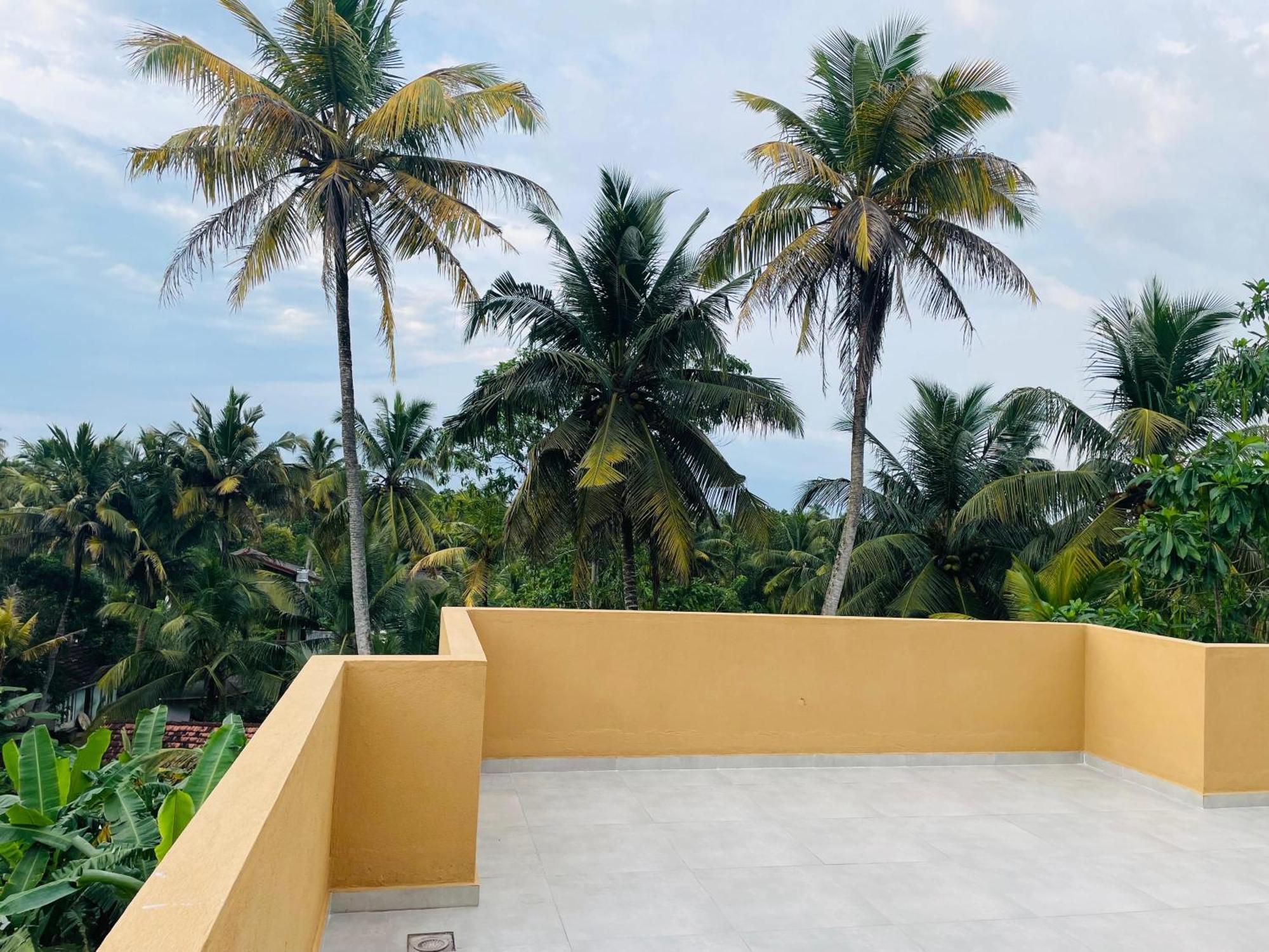 Homestay By Sandu Galle Exterior photo